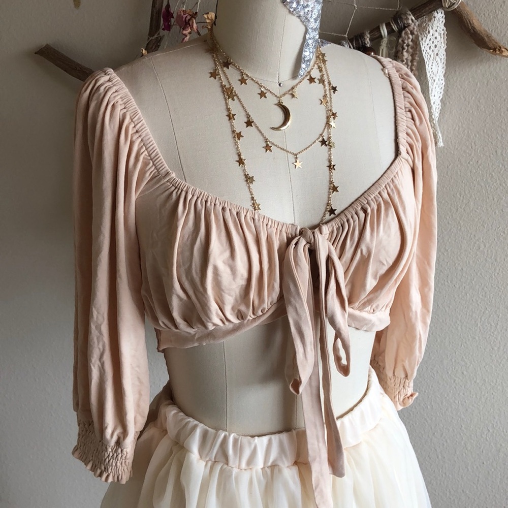 Verge Girl 3/4 sleeved crop top
